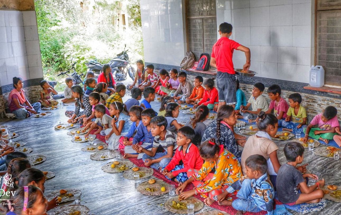 ODev seva — children in Braj